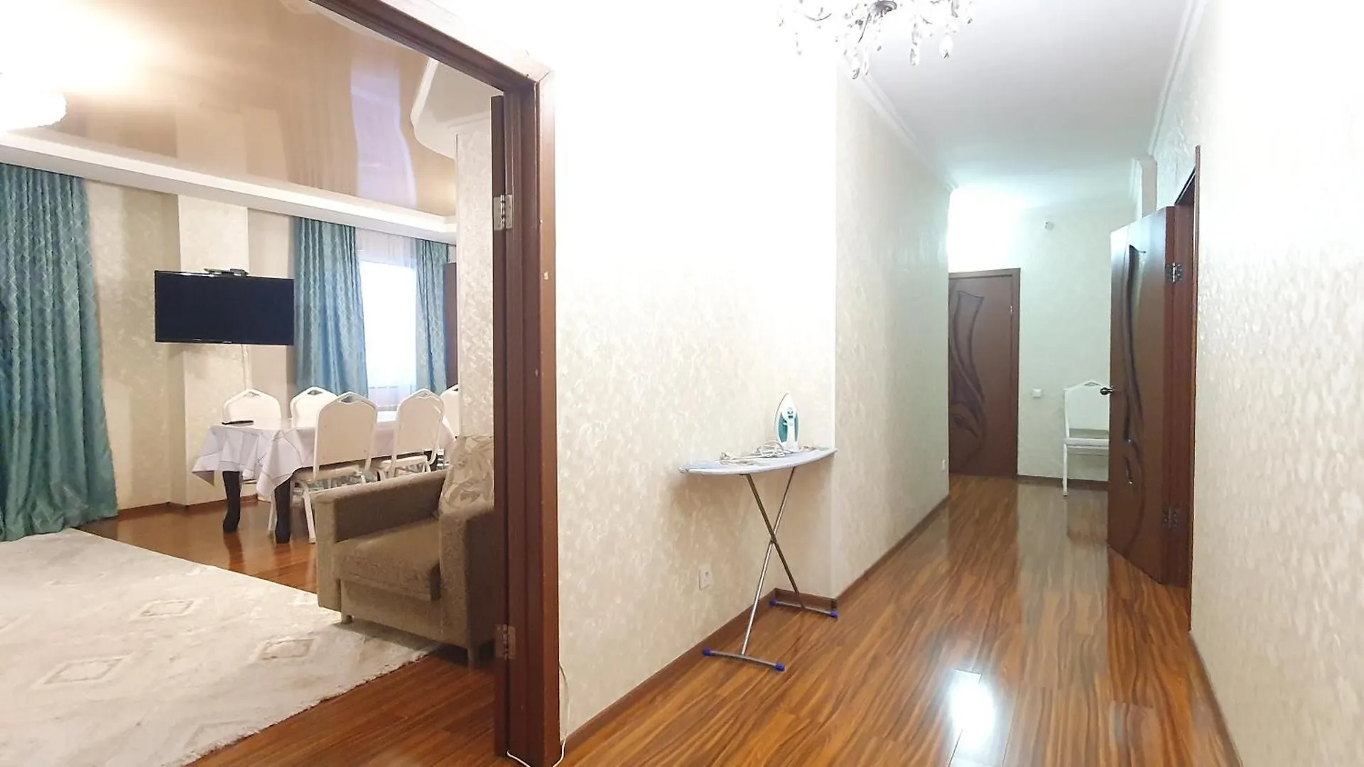 Apartment Baitеrеk Apartmеnt: Spacious Group Accommodation Nur-Sultan