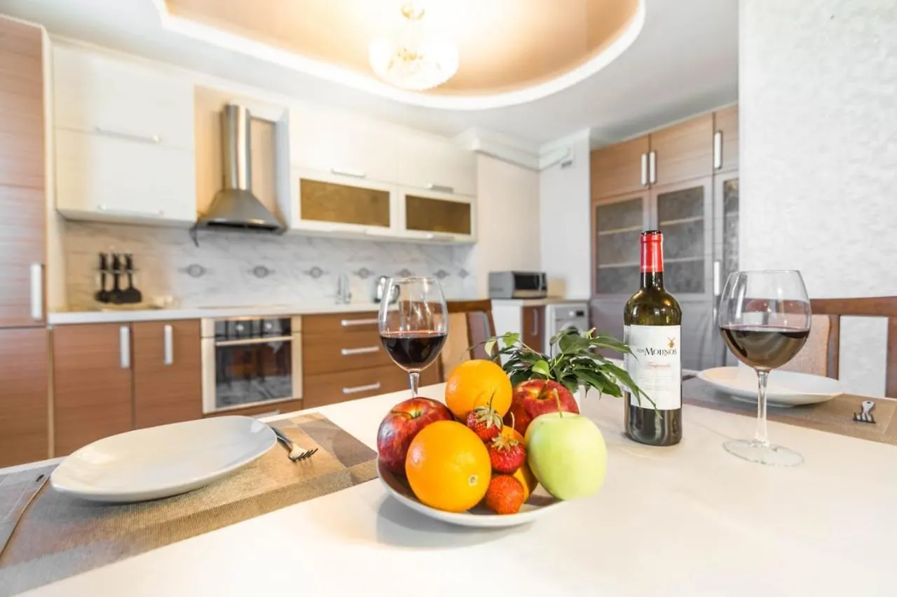 Baitеrеk Apartmеnt: Spacious Group Accommodation Nur-Sultan